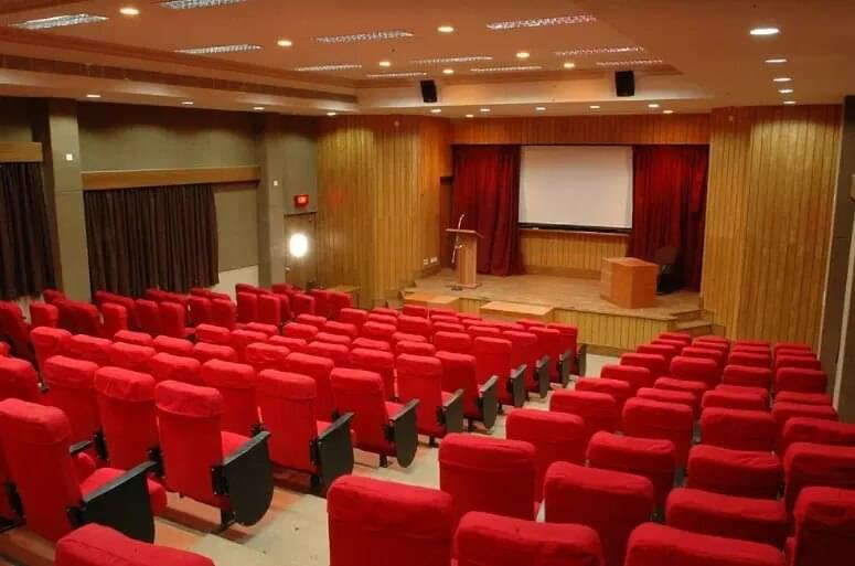 Rayat Bahra University Powered by Sunstone Mohali Campus photo 9