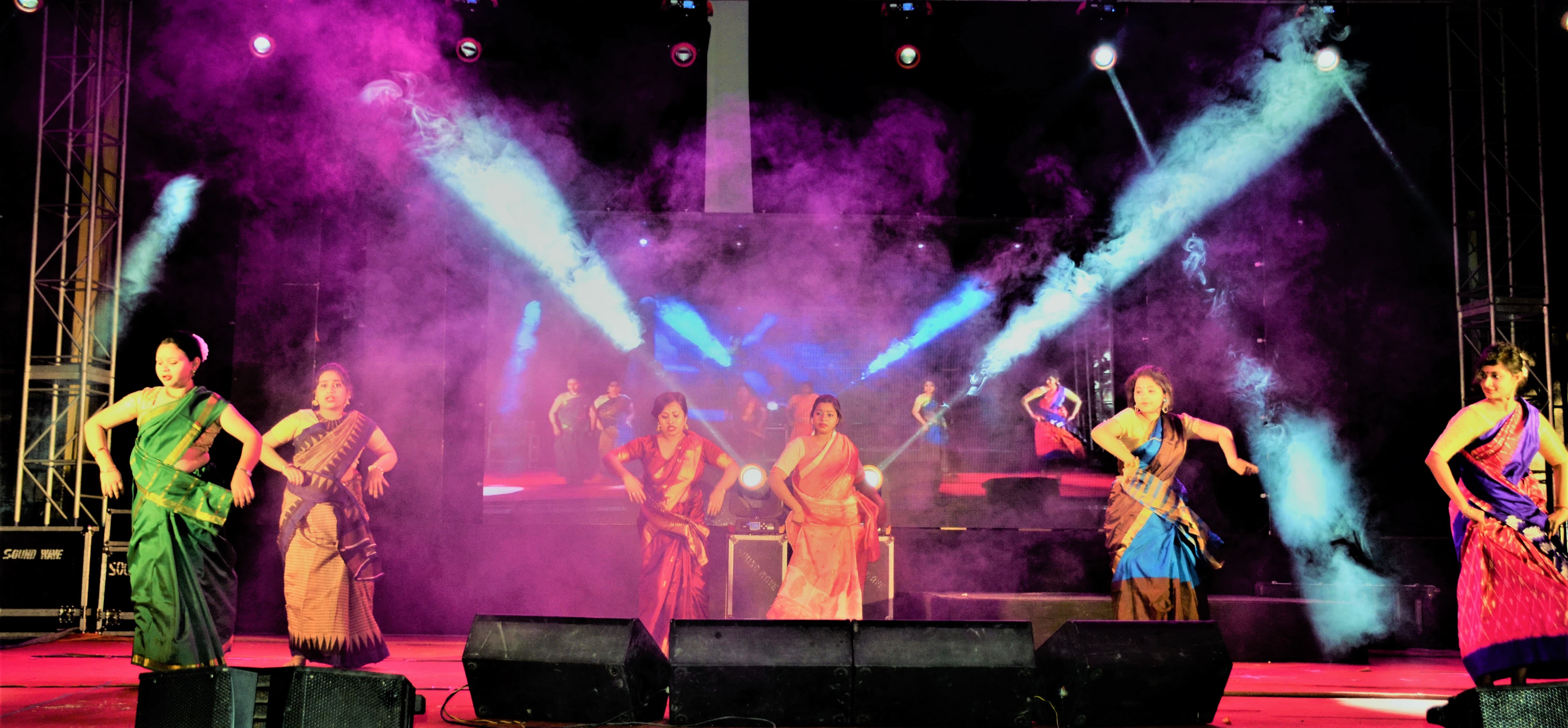 Haldia Institute of Dental Sciences and Research Medinipur Annual Fest photo 9