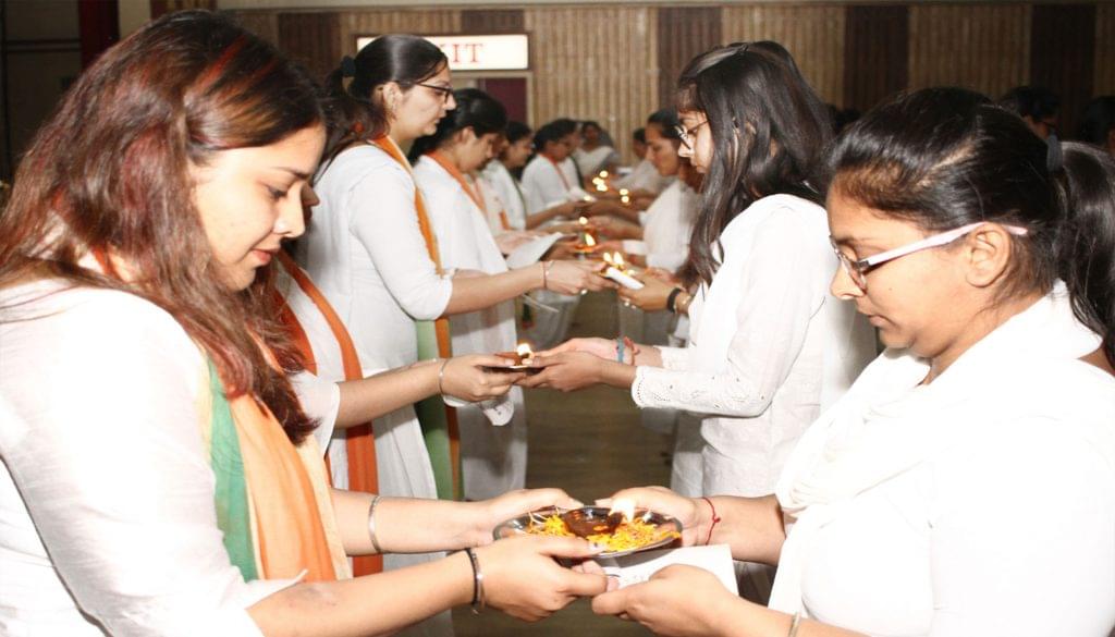 Kanya Mahavidyalaya Jalandhar Extra Curriculars photo 9