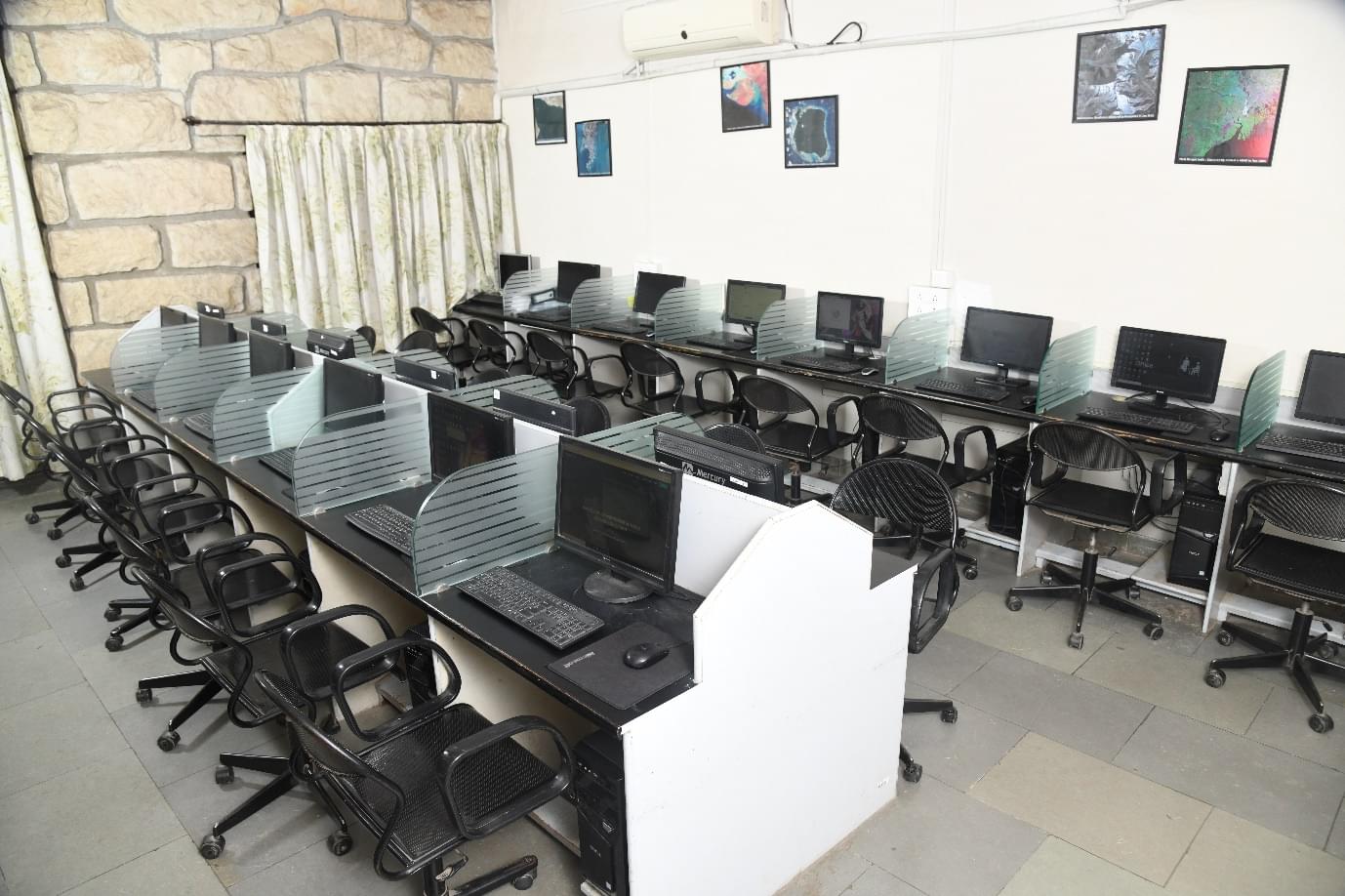 Bharati Vidyapeeth Library and Labs photo 9