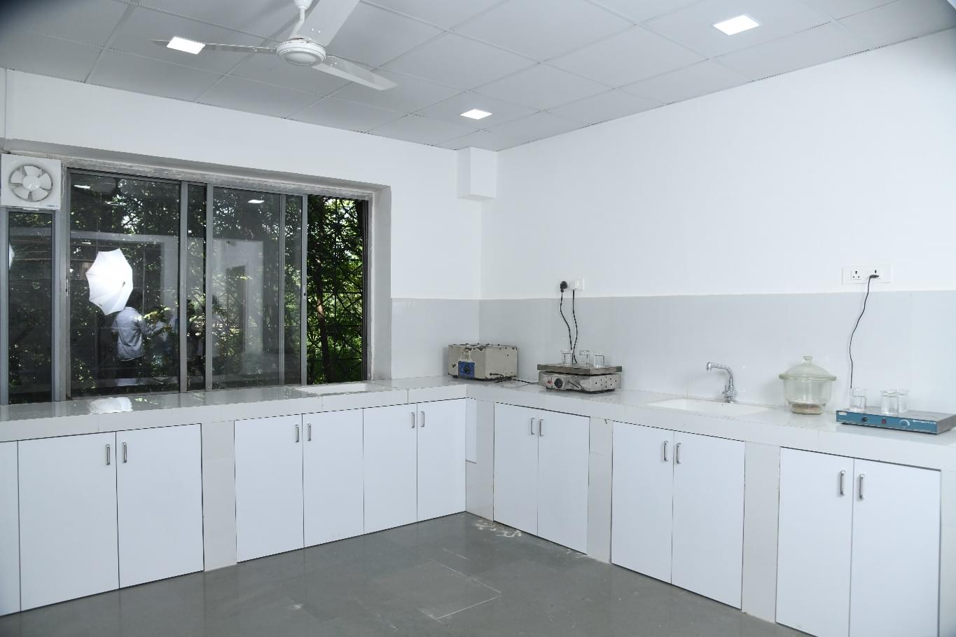 Bharati Vidyapeeth Library and Labs photo 10