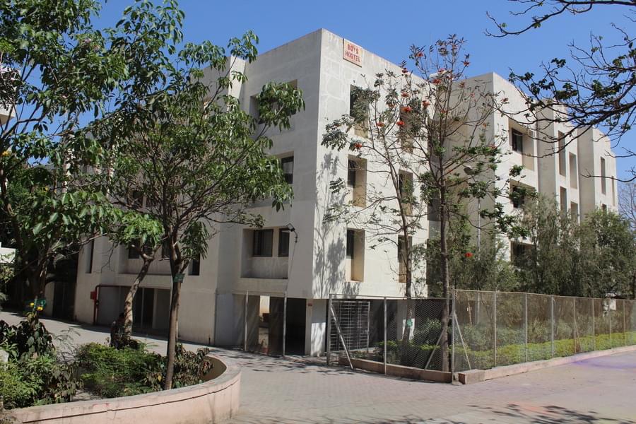 Marathwada Mitra Mandal’s Institute of Environment & Design’s College of Architecture Pune Campus photo 7