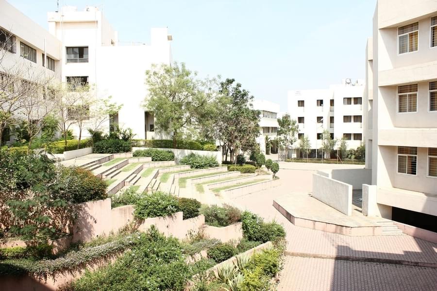 Marathwada Mitra Mandal’s Institute of Environment & Design’s College of Architecture Pune Campus photo 10