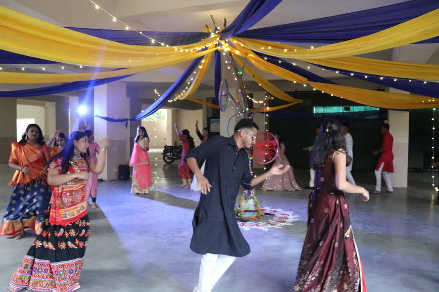Marathwada Mitra Mandal’s Institute of Environment & Design’s College of Architecture Pune Student Activities photo 19