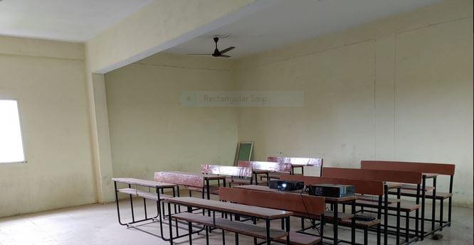 Sri Indu Institute of Pharmacy, Ibrahimpatnam Hyderabad Facilities -Instrument photo 1