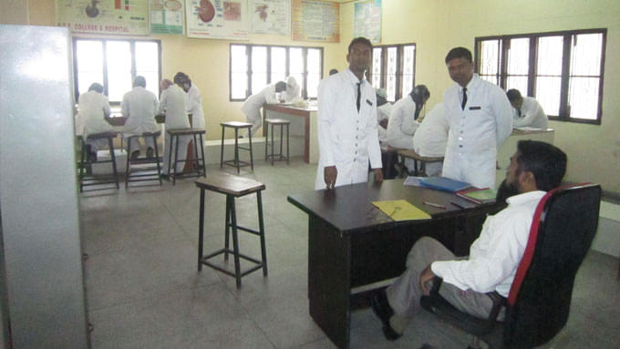 State TakmeelutTib College and Hospital Lucknow Events photo 7