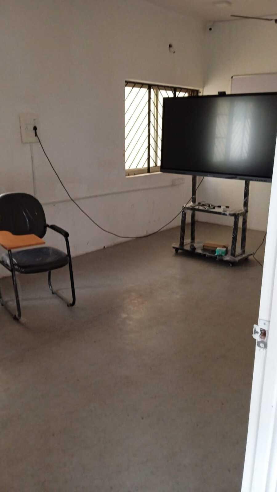 Clini Launch Research Institute Bangalore Classroom photo 19