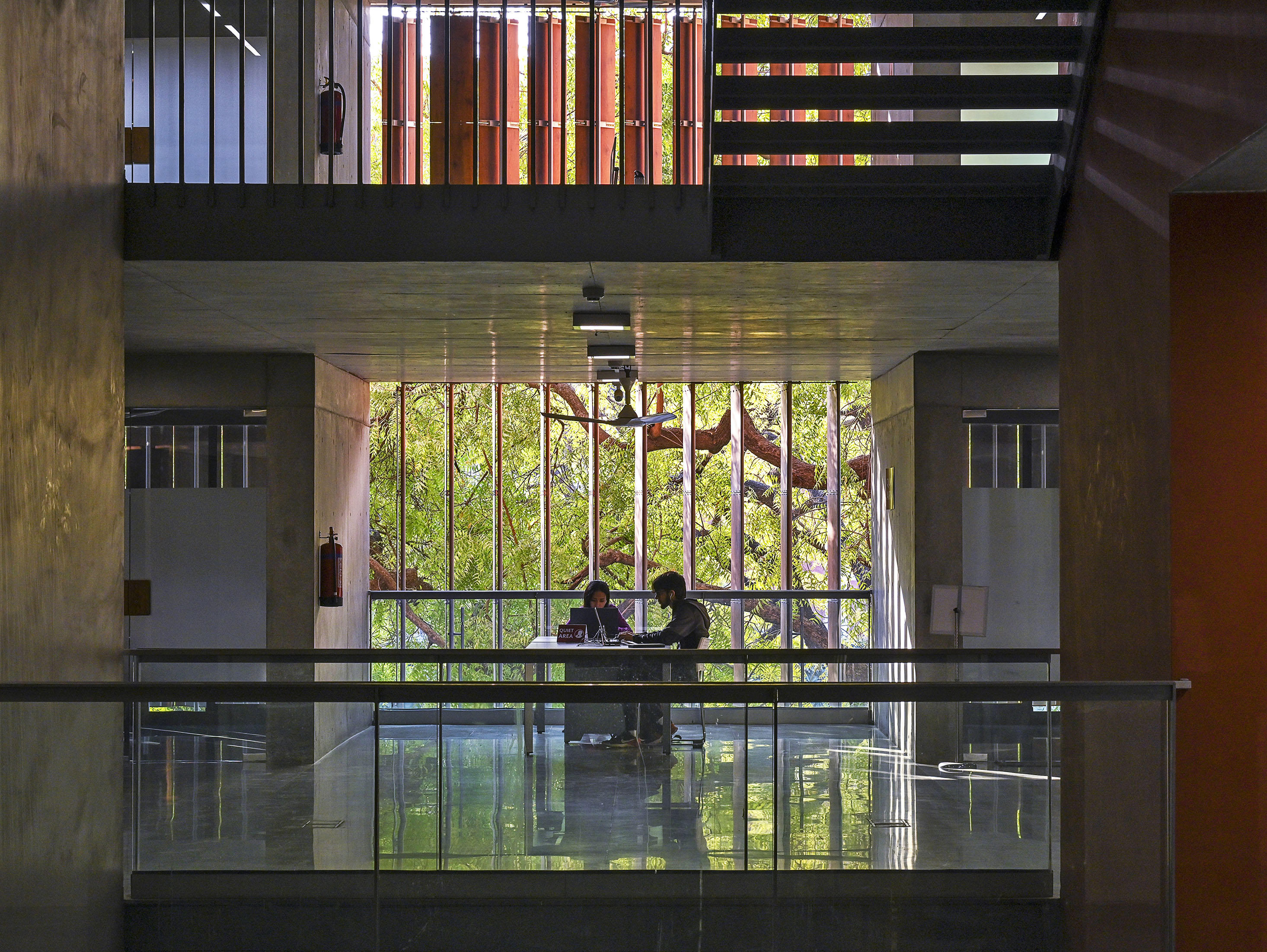 Ahmedabad University, Amrut Mody School of Management Campus Infrastructure photo 12