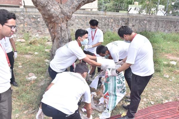 SIMS Institute of Hospitality and Hotel Management New Delhi Extra Curriculars photo 9