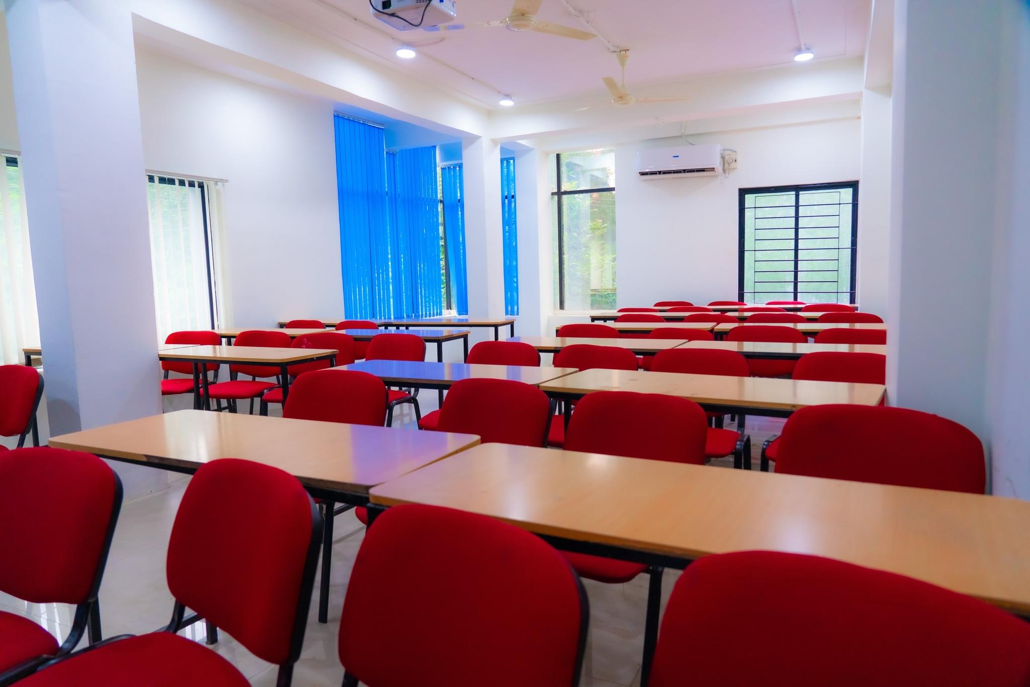 London Management Academy Hyderabad Infrastructure photo 1