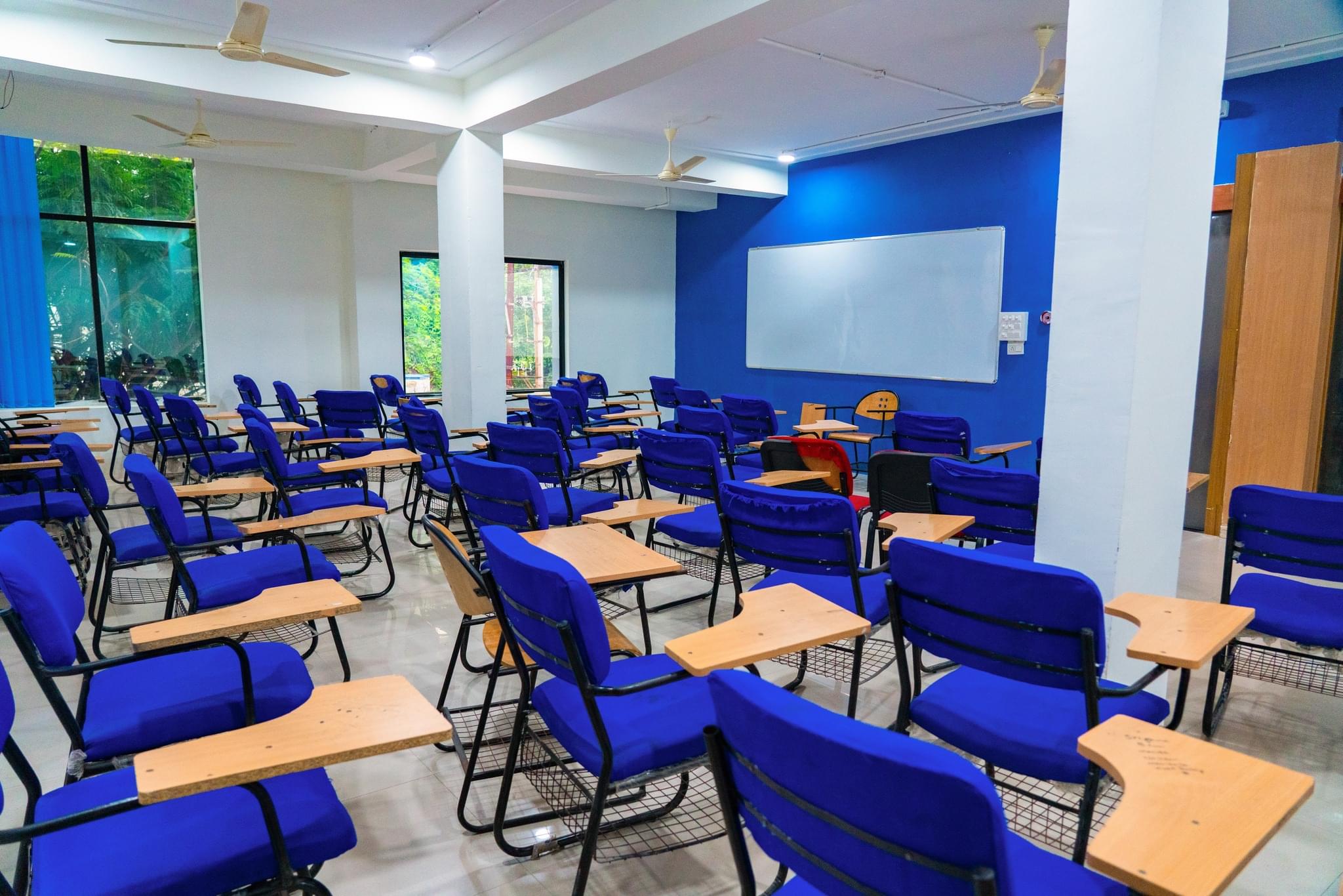 London Management Academy Hyderabad Infrastructure photo 4