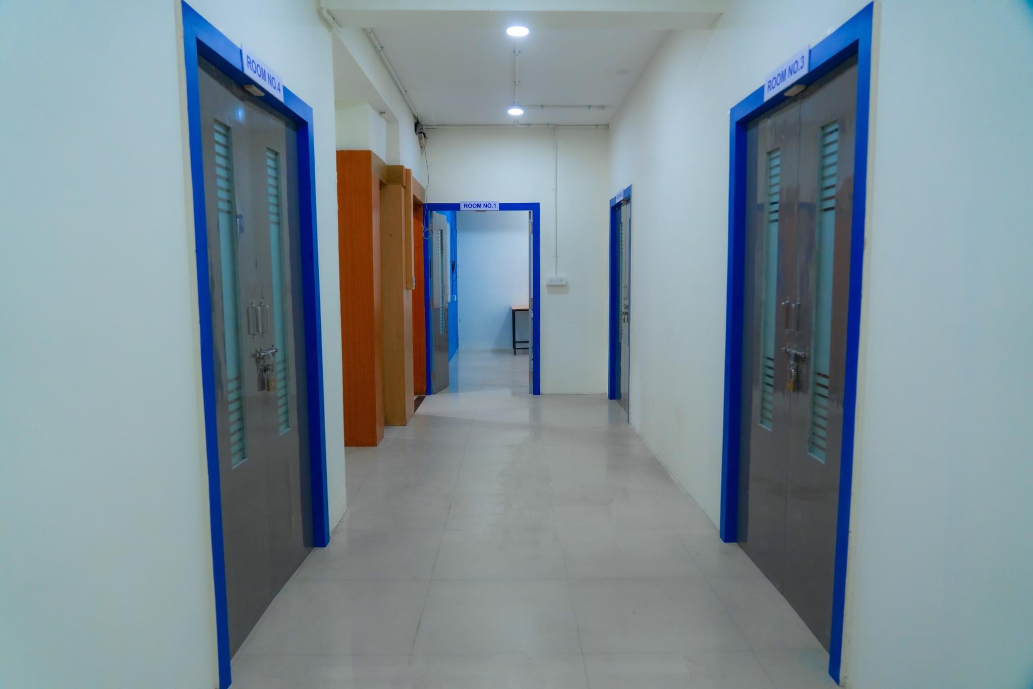 London Management Academy Hyderabad Infrastructure photo 5