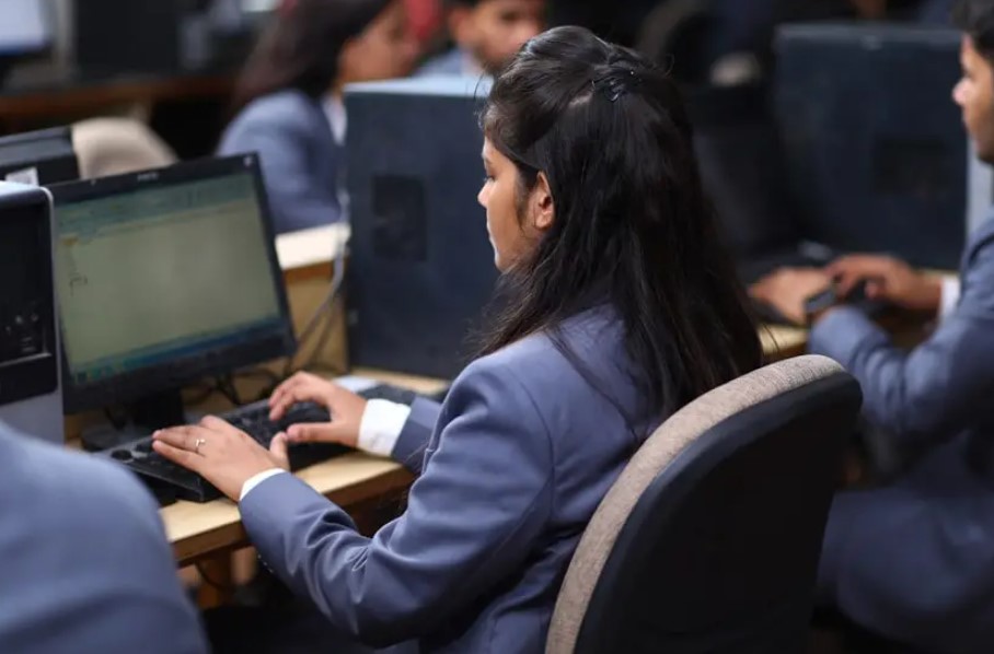 I Business Institute Greater Noida Computer Lab photo 6