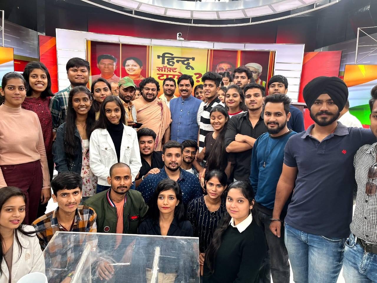 Heritage Institute of Management & Communication New Delhi Debate Competition photo 2