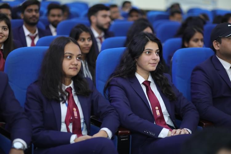 I Business Institute Greater Noida Auditorium photo 2