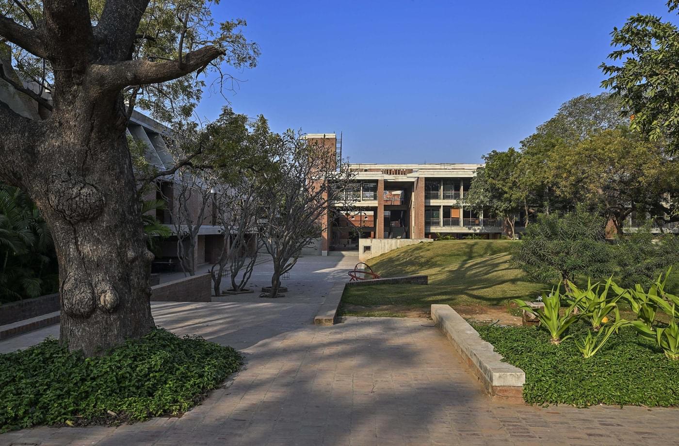 CEPT University Campus photo 25