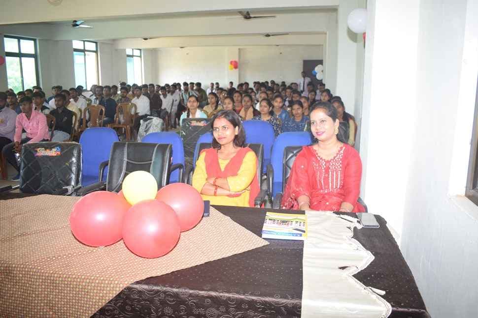 K J College of Pharmacy Varanasi Extra Curriculars photo 7