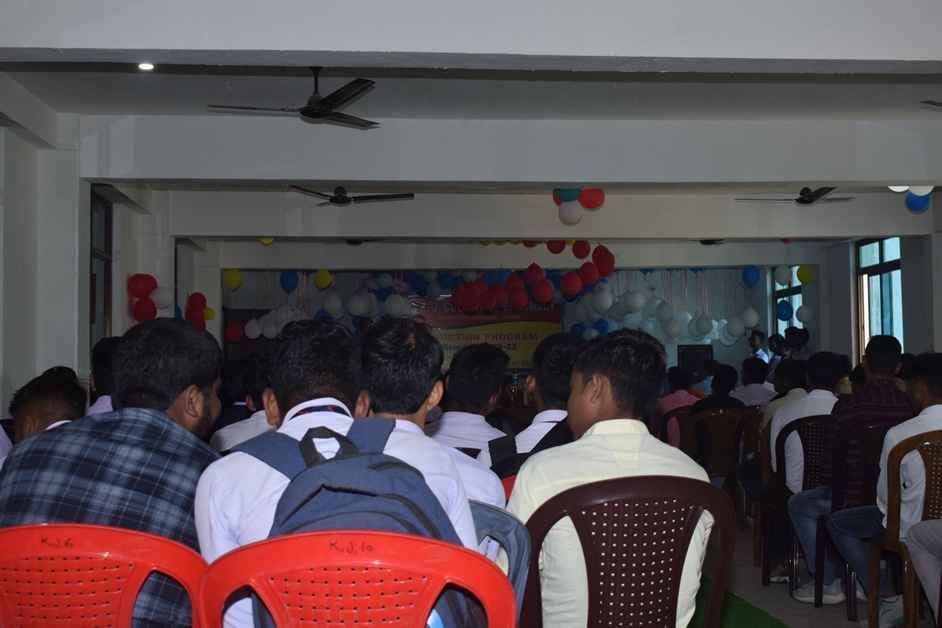 K J College of Pharmacy Varanasi Extra Curriculars photo 6