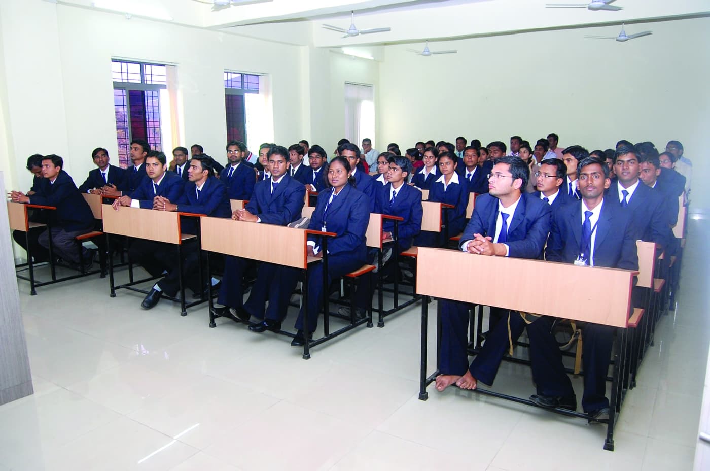 AIMS Institute of Management Studies Pune Classroom photo 8