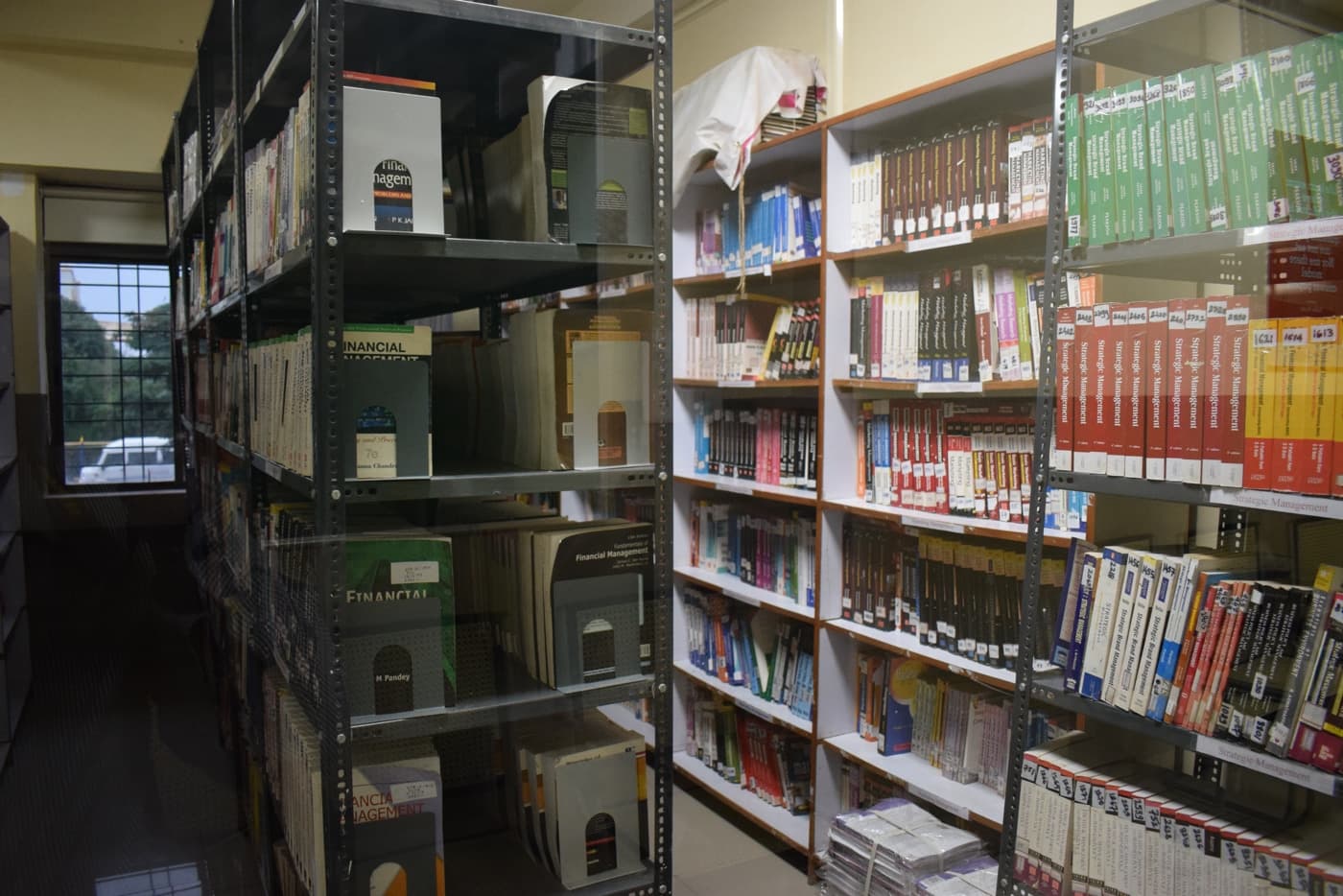 AIMS Institute of Management Studies Pune Library photo 6