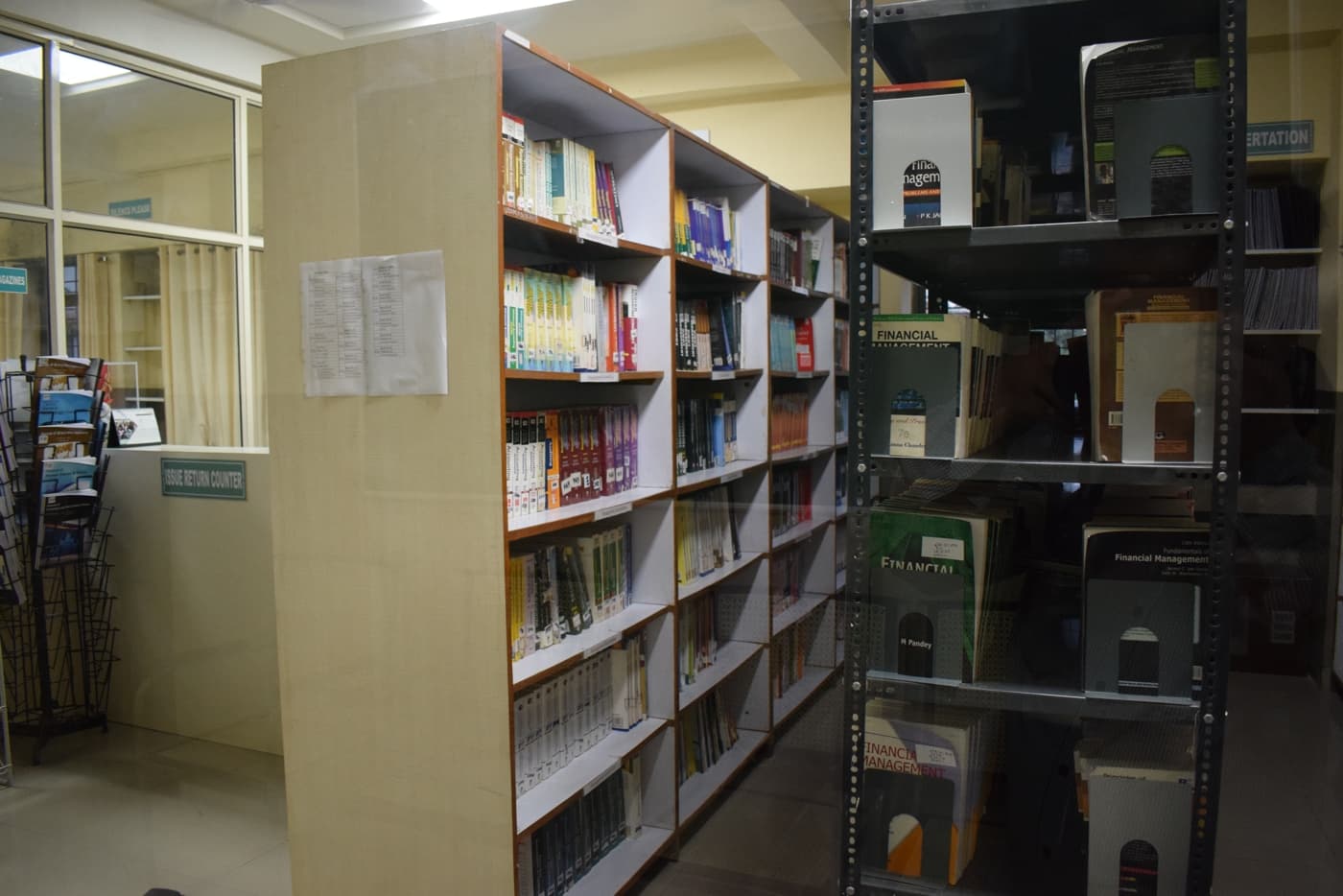 AIMS Institute of Management Studies Pune Library photo 7
