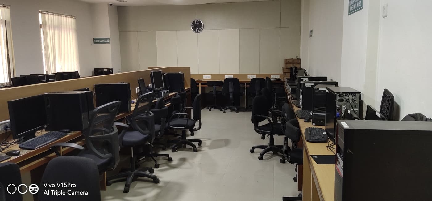 AIMS Institute of Management Studies Pune Computer Lab photo 5