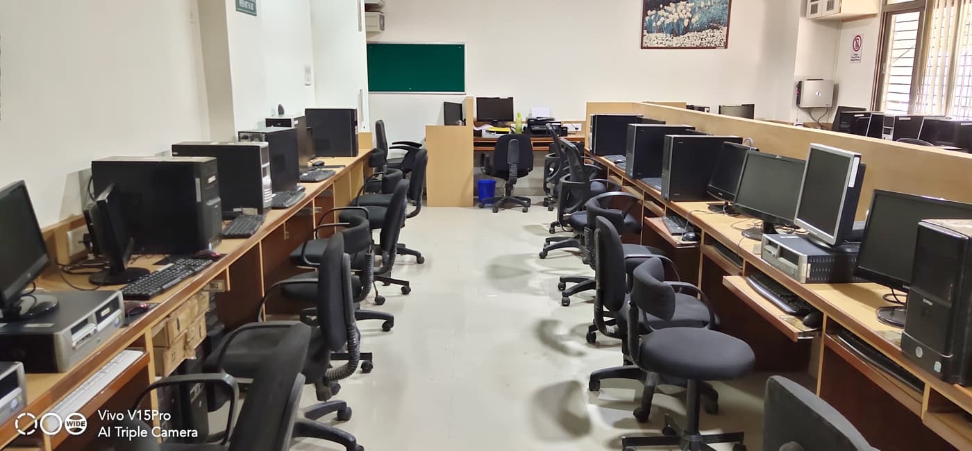 AIMS Institute of Management Studies Pune Computer Lab photo 8