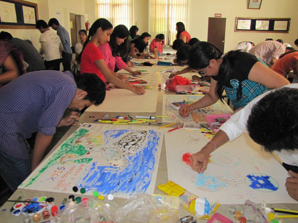 DCE Gurgaon Research Gallery photo 4