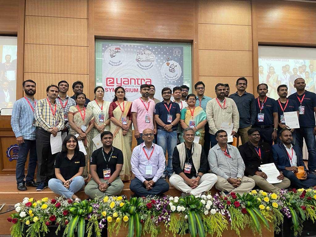 DCE Gurgaon Research Gallery photo 7