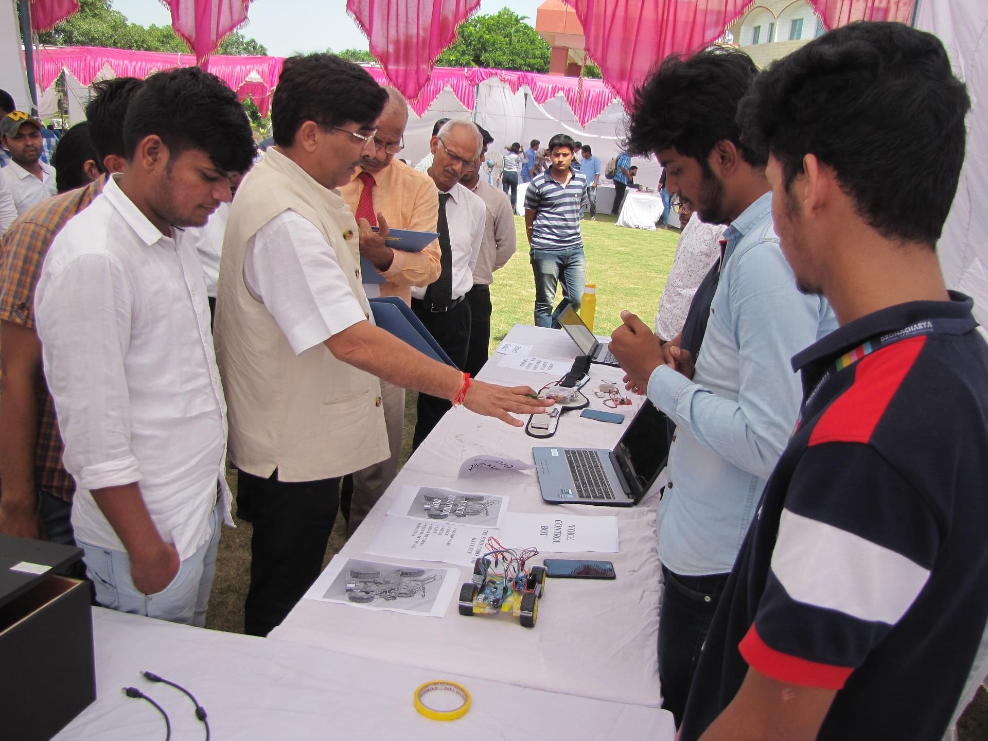 DCE Gurgaon Research Gallery photo 20