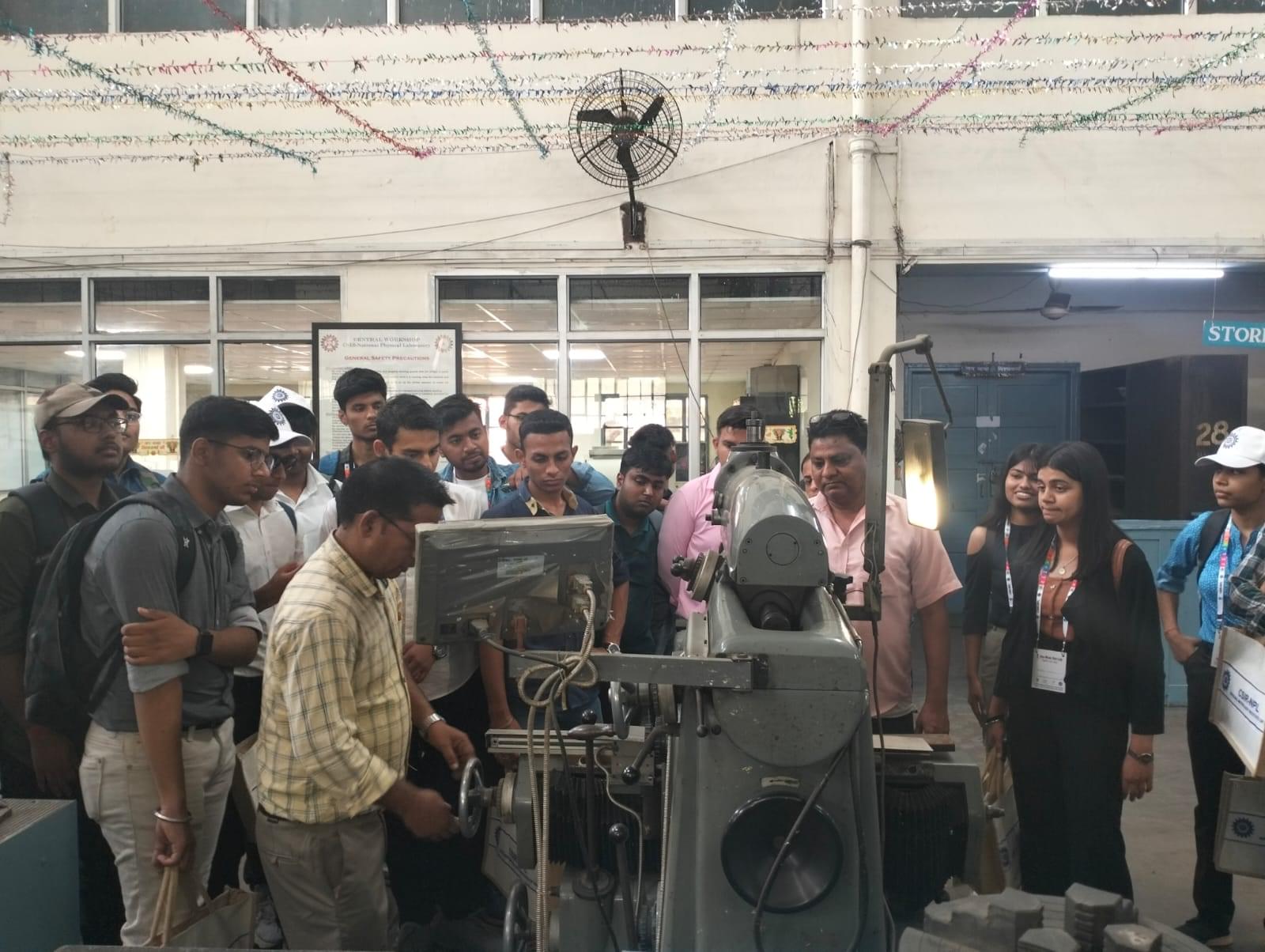 DCE Gurgaon Industrial Visit photo 22