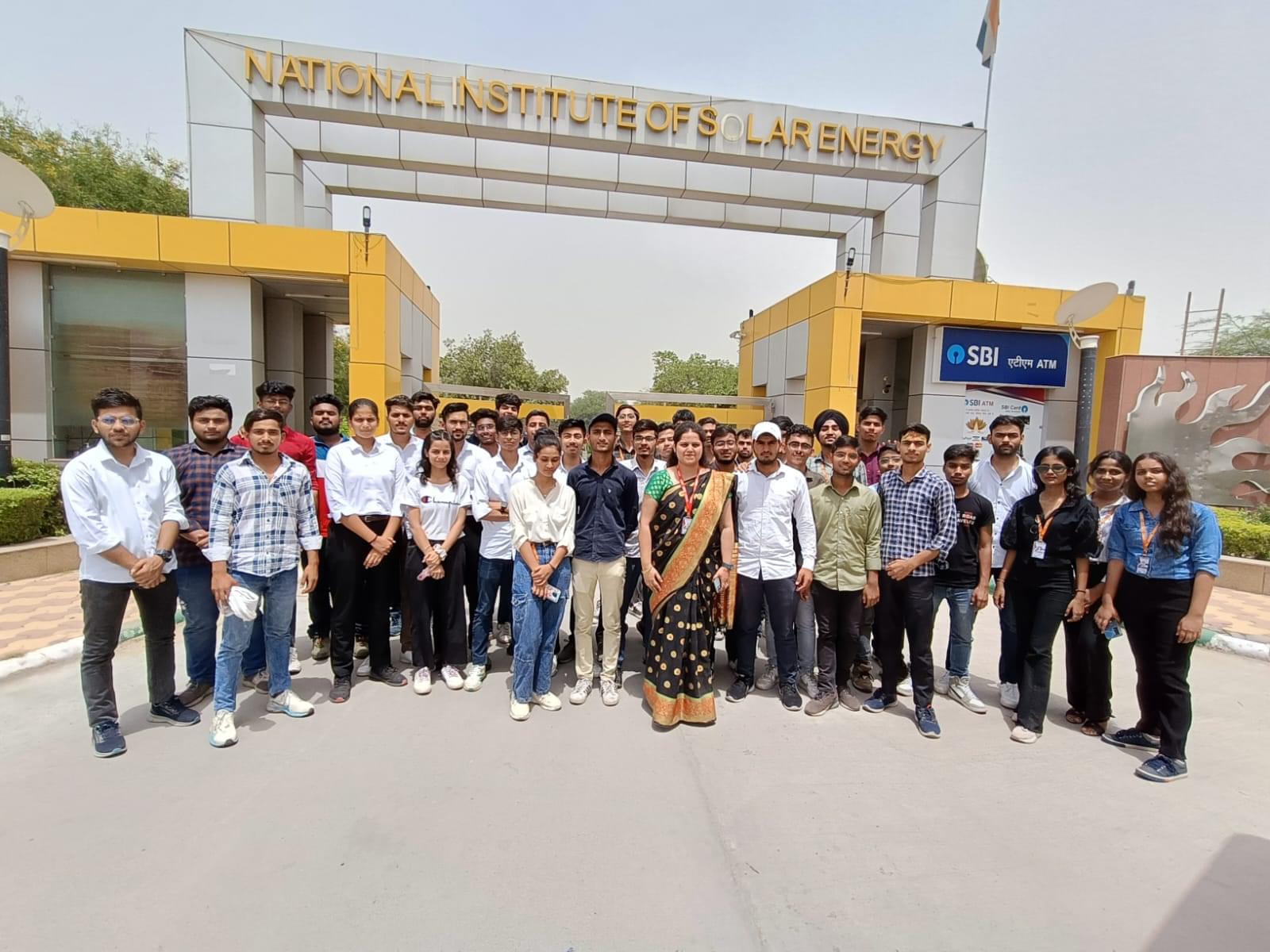 DCE Gurgaon Industrial Visit photo 25