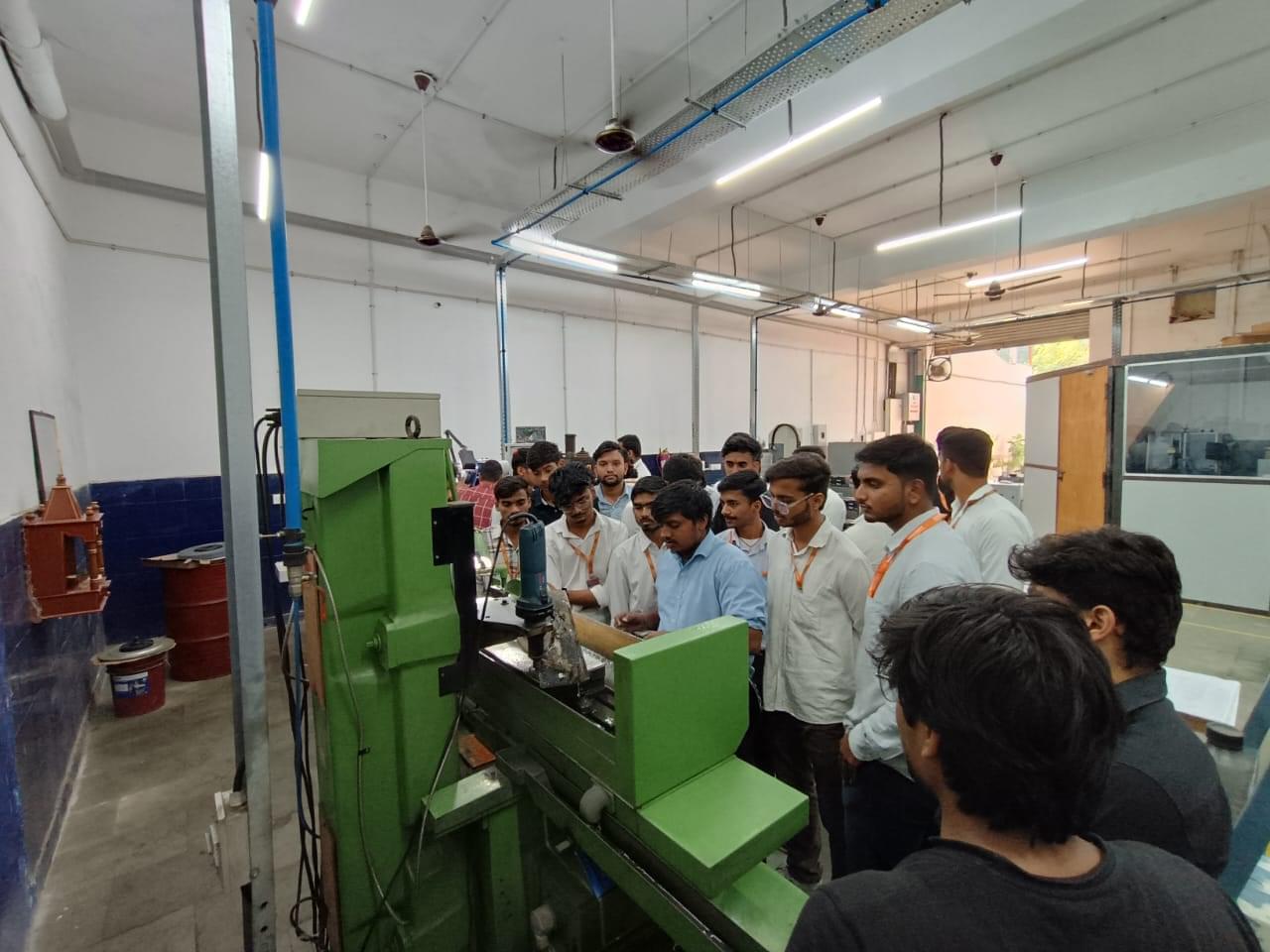 DCE Gurgaon Industrial Visit photo 27