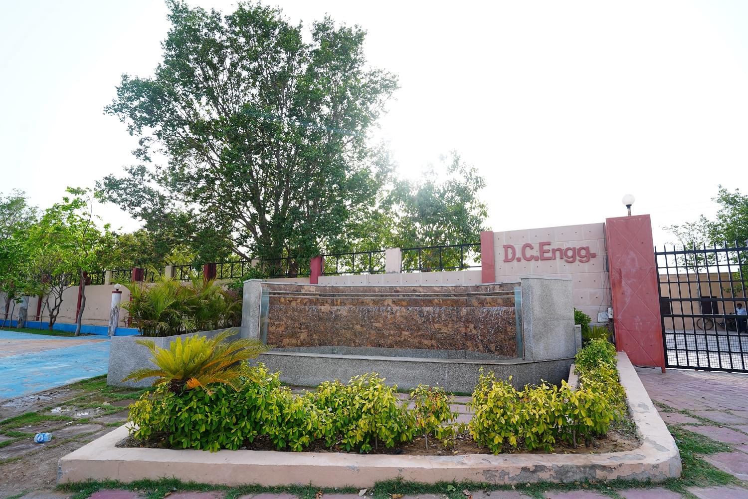 DCE Gurgaon Infrastructure photo 52