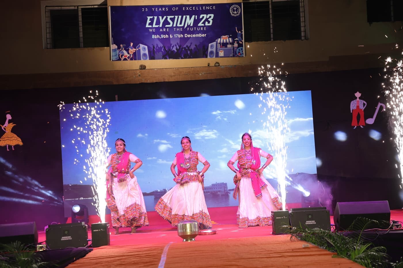 CDSH Extra Curriculars photo 20