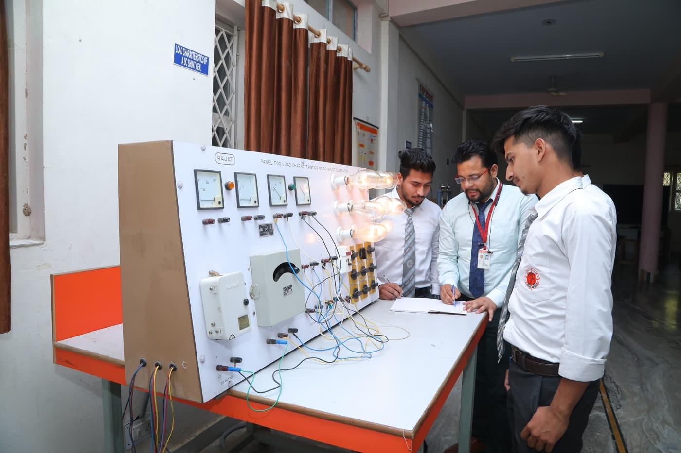 DBUU, DBIT Classroom and Lab photo 14