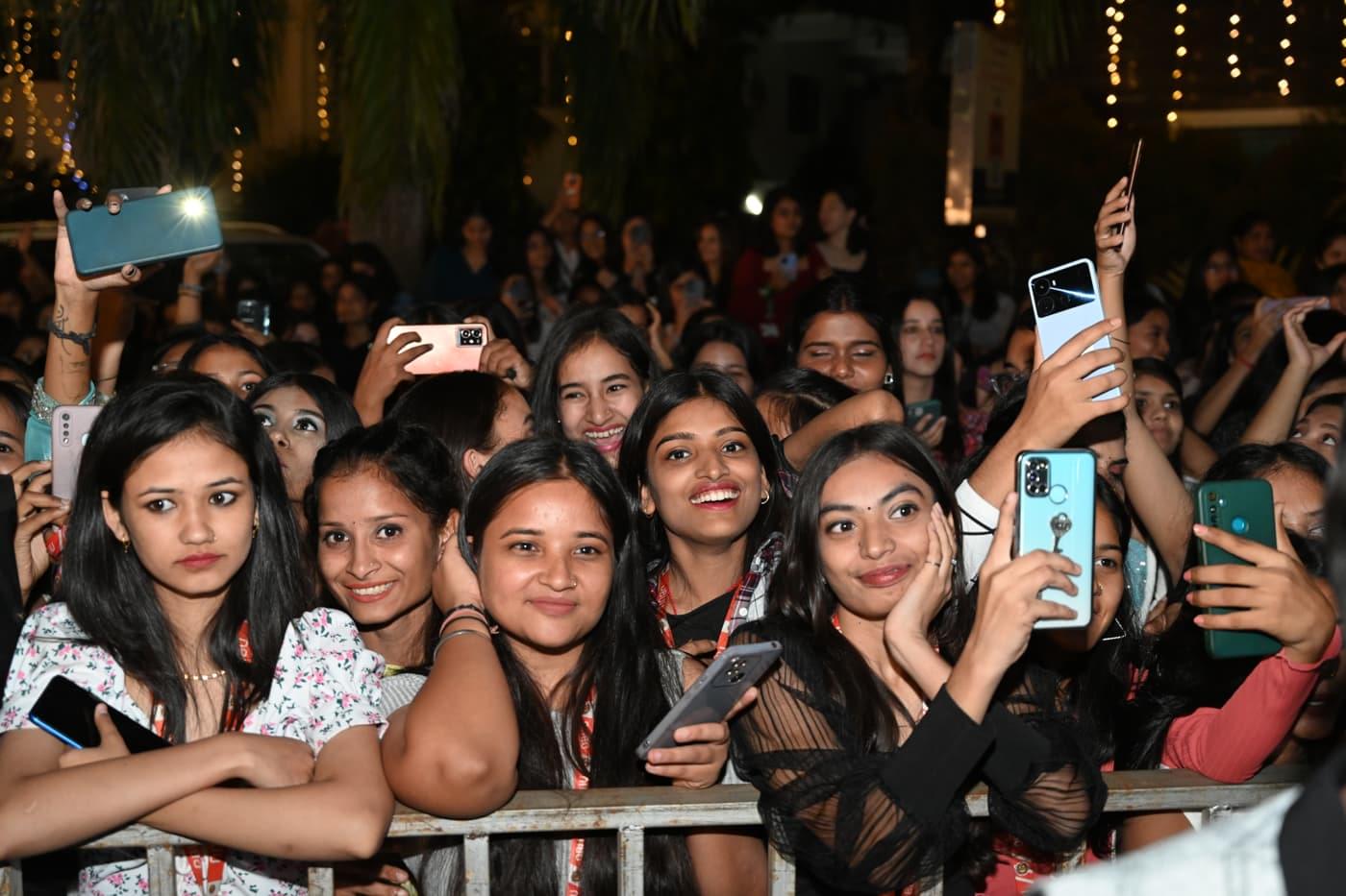 DBUU, DBIT Freshers photo 1