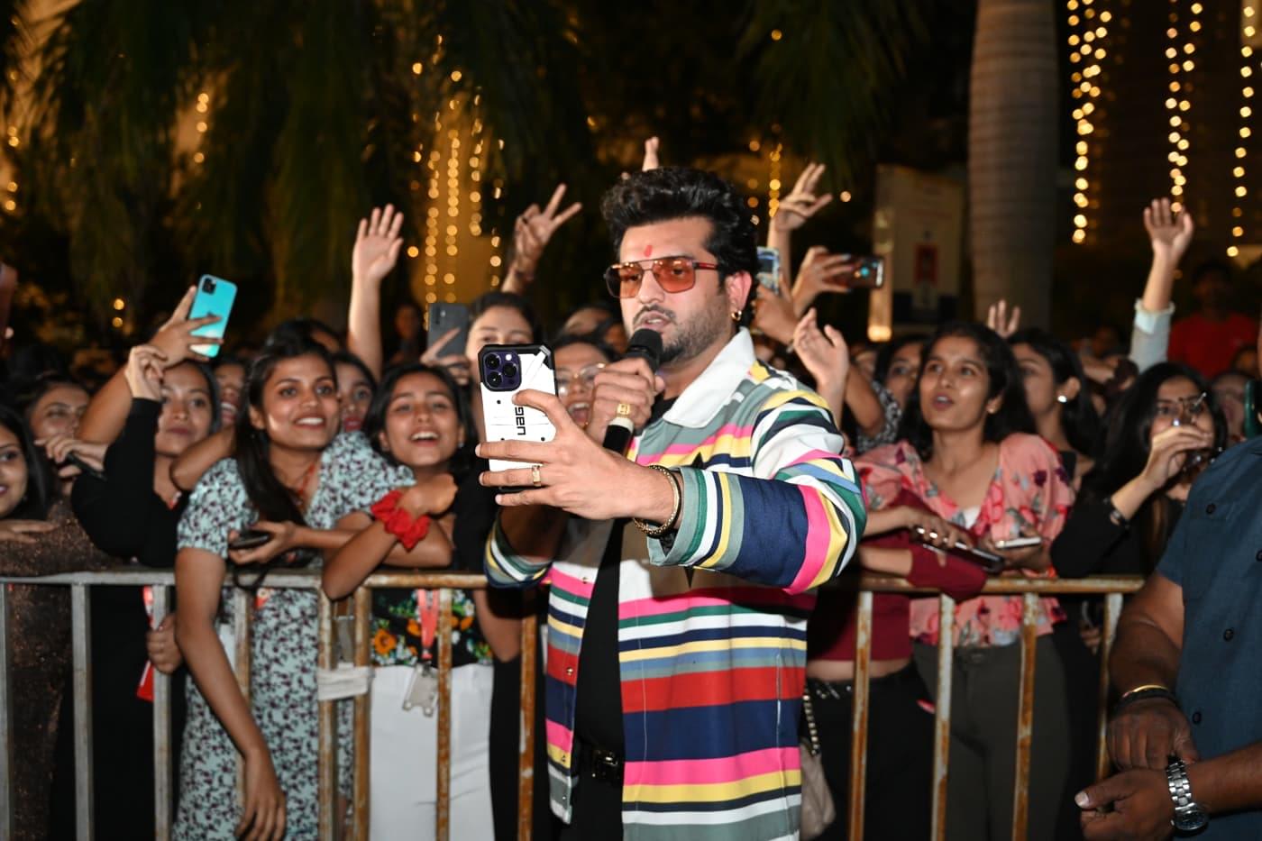 DBUU, DBIT Freshers photo 6