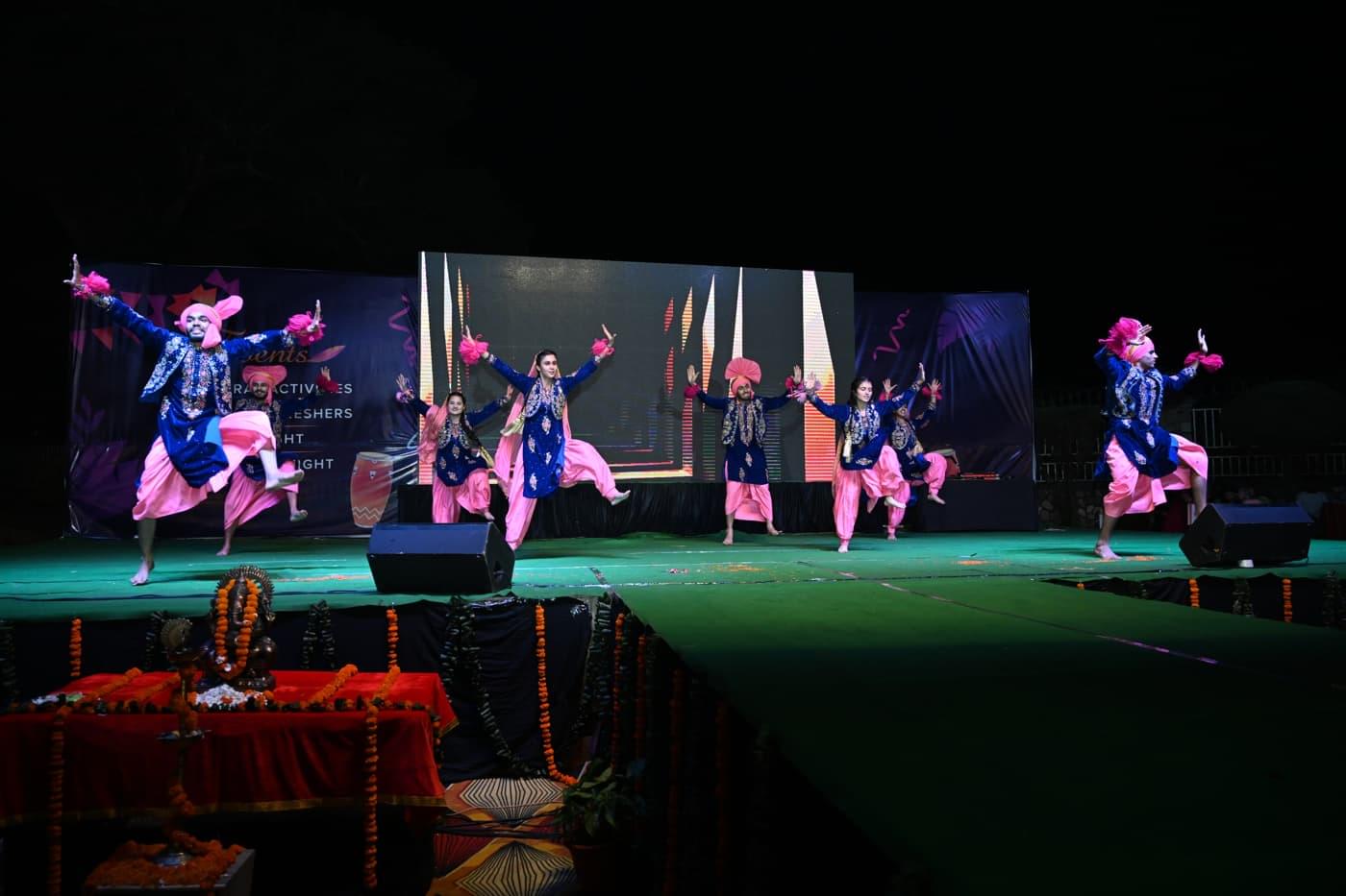 DBUU, DBIT Freshers photo 15