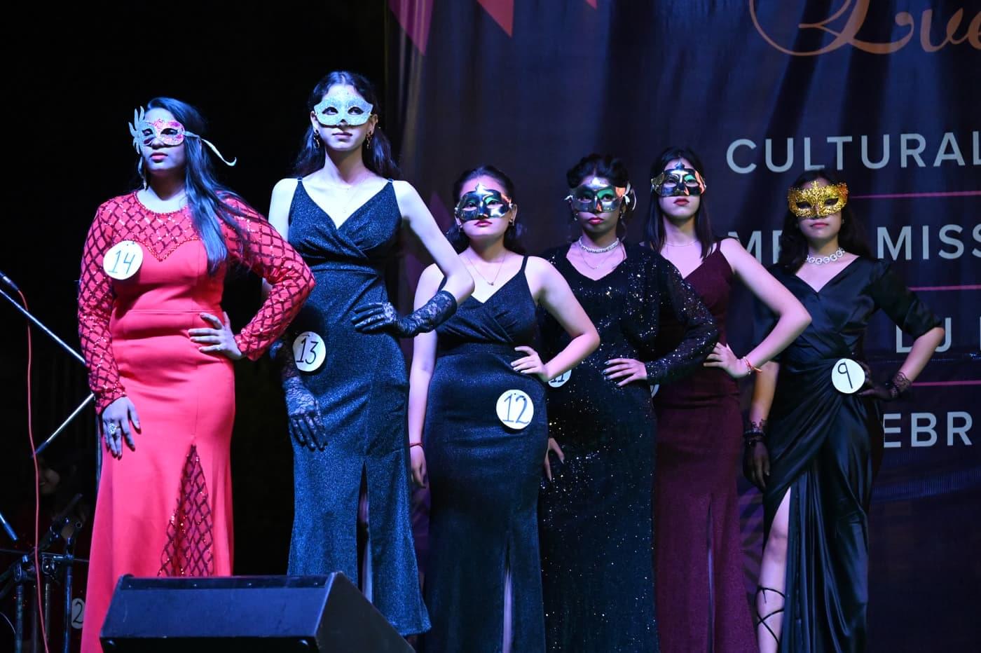 DBUU, DBIT Freshers photo 26