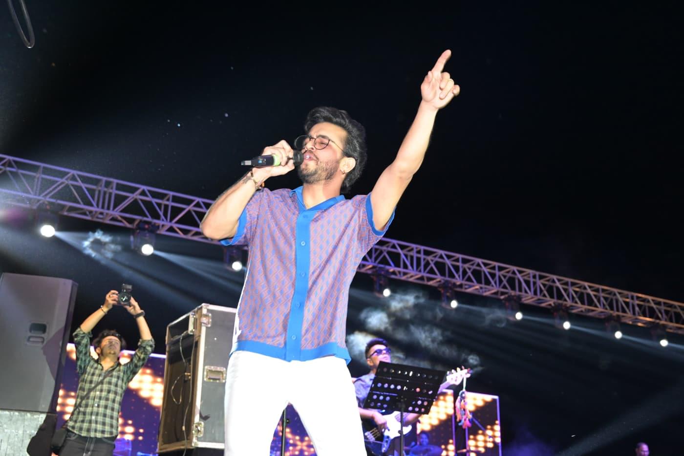 DBUU, DBIT Sonu Nigam and Vibhor photo 12