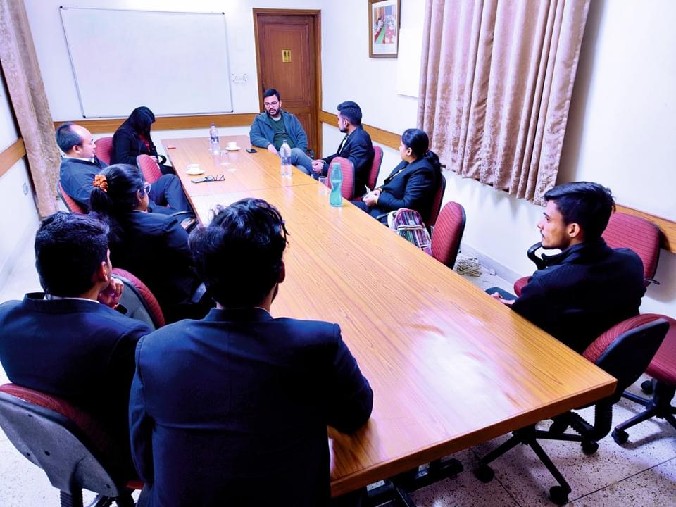 EMPI Business School Placement photo 12