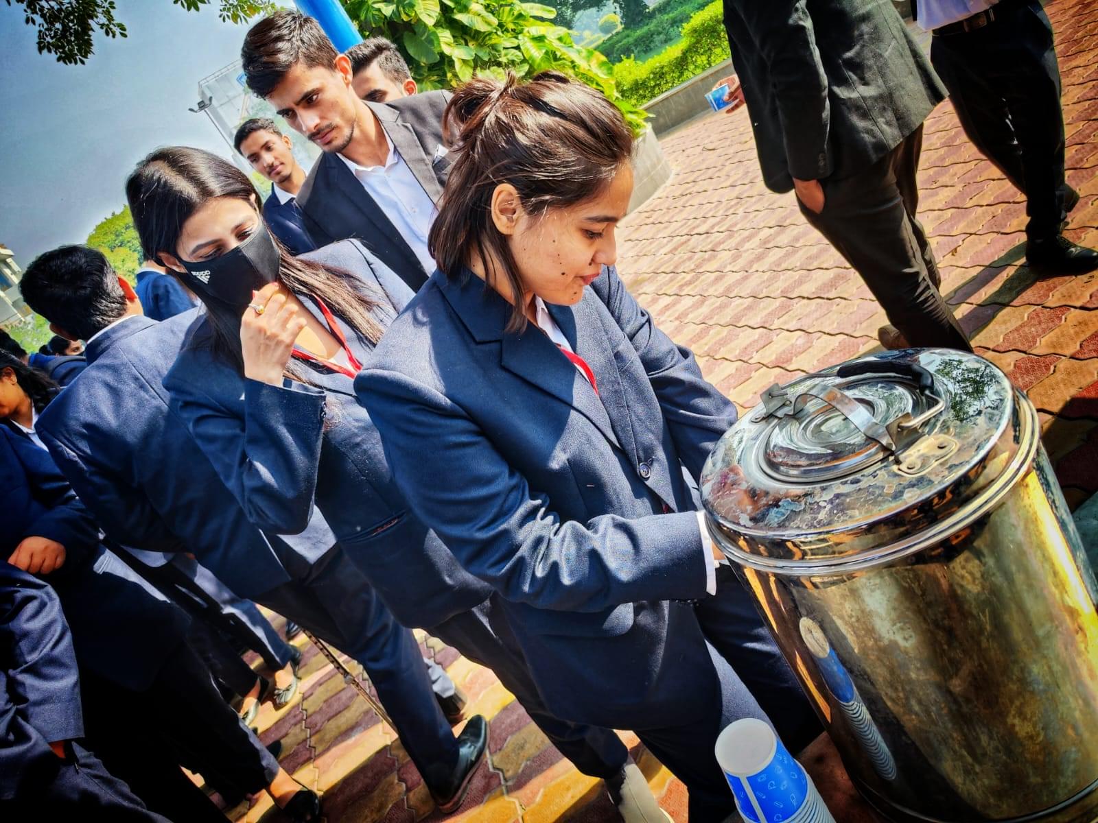 EMPI Business School Industrial Visit photo 13