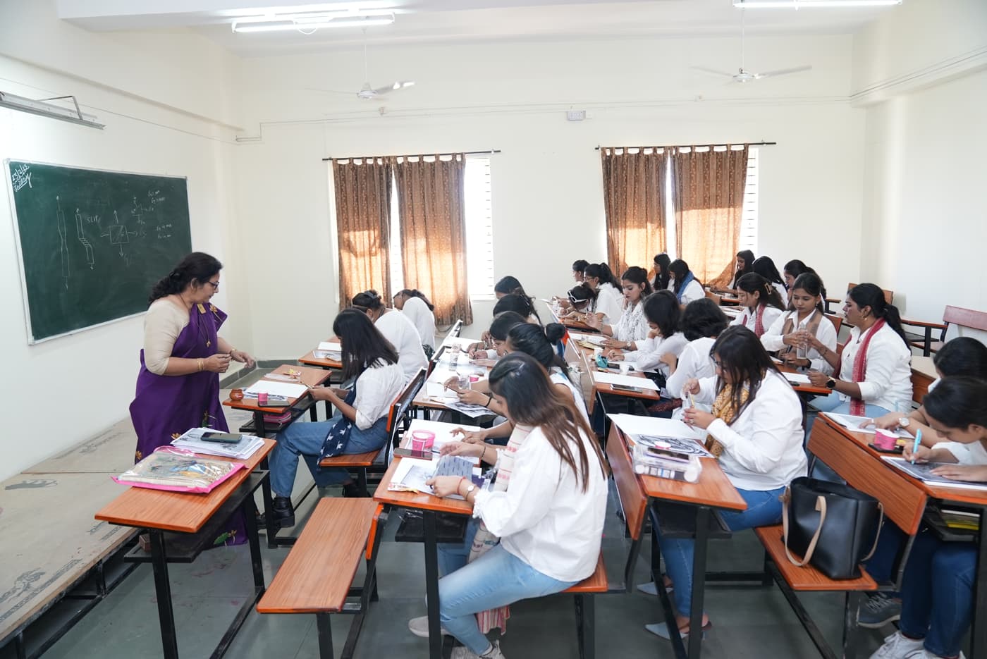School of Fashion Technology Nagpur Extra Curriculars photo 10