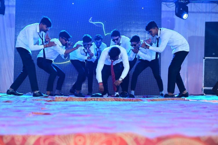 J P Group of Institutions Lucknow Fresher Party photo 1