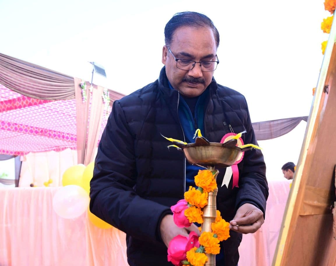 J P Group of Institutions Lucknow Fresher Party photo 18