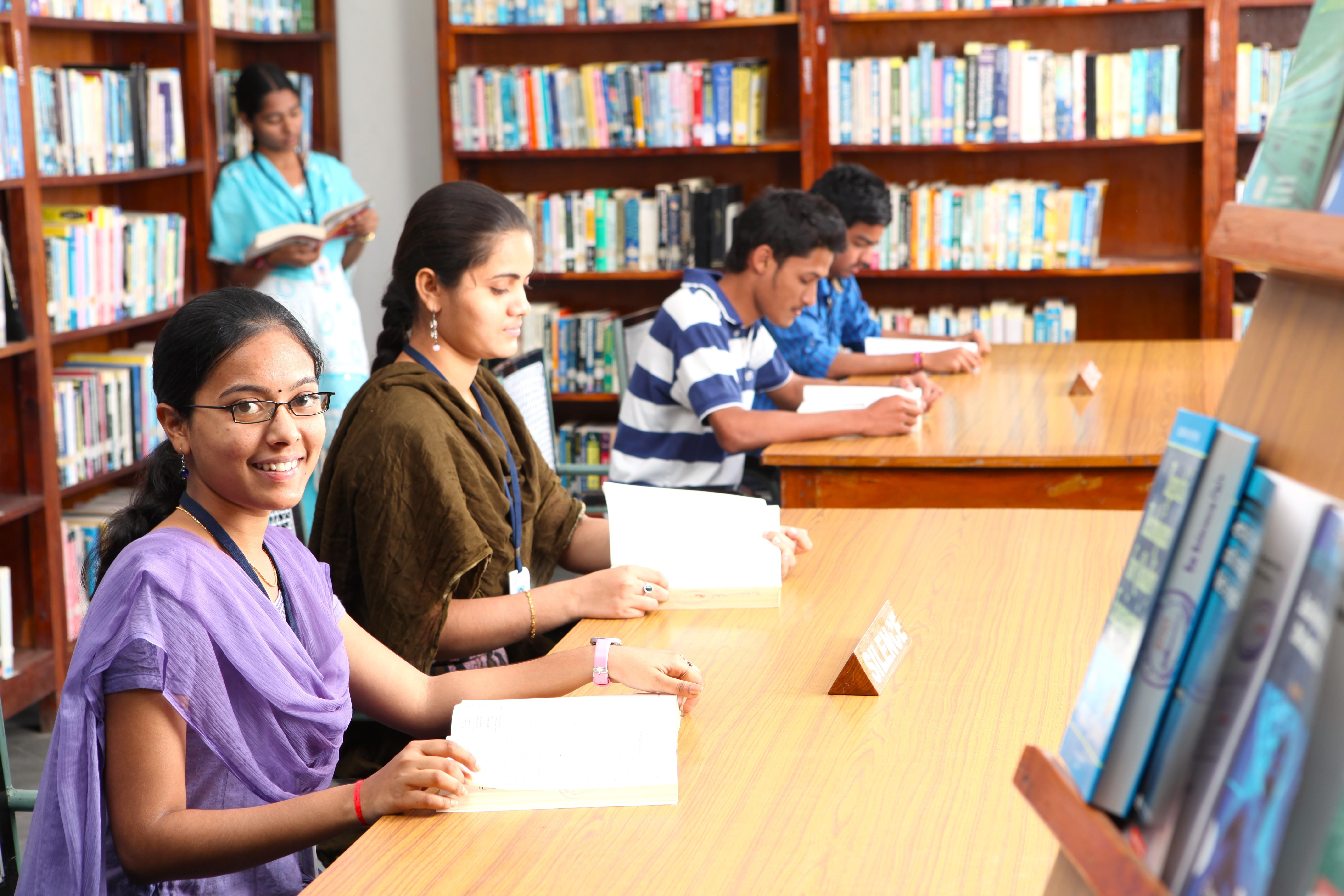 SR University Academic Building photo 4