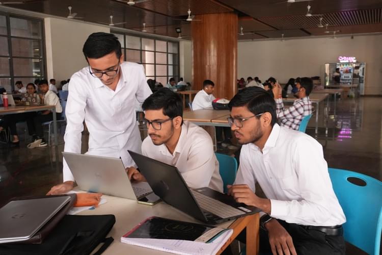 Institute of Management, Nirma University Ahmedabad Students outside classroom photo 5