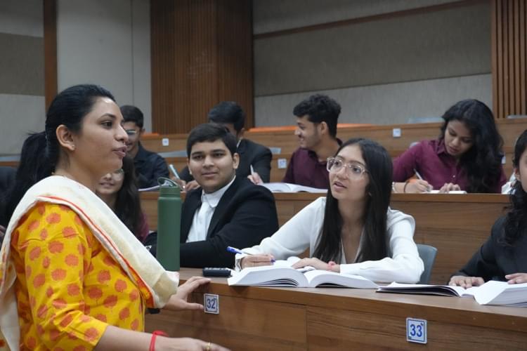 Institute of Management, Nirma University Ahmedabad Classrooms photo 8