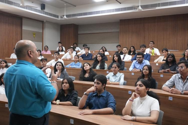 Institute of Management, Nirma University Ahmedabad Classrooms photo 10